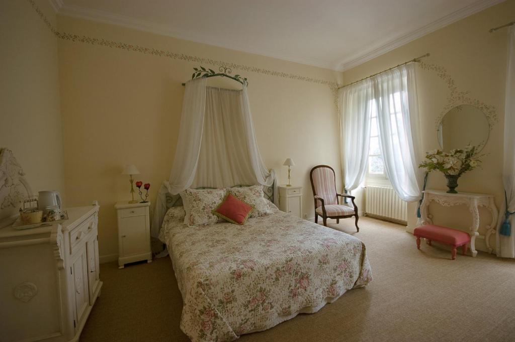 ホテル Le Castel Du Mont Boise モンブシェ＝シュル＝ジャブロン 部屋 写真