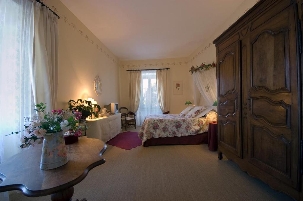 ホテル Le Castel Du Mont Boise モンブシェ＝シュル＝ジャブロン 部屋 写真