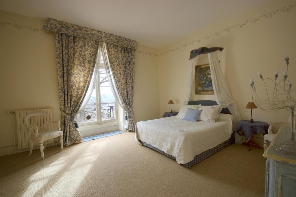 ホテル Le Castel Du Mont Boise モンブシェ＝シュル＝ジャブロン 部屋 写真